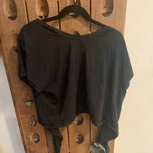 Lululemon tie back black tee size 8